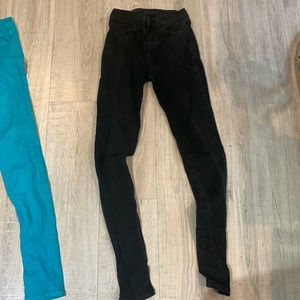 Beautiful faded Joe’s Jeans (skinny jeans)! Only worn a handful of times!